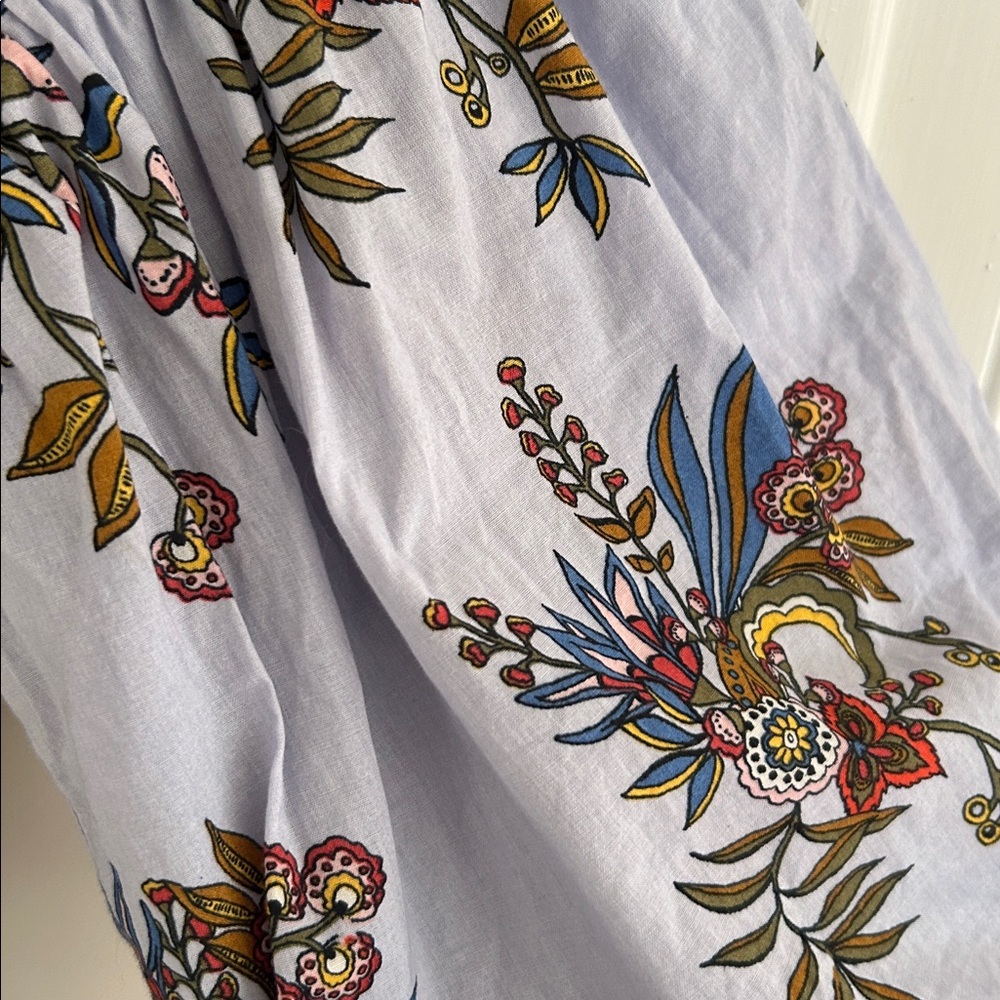 LOFT Black Floral Blouse with Puff Sleeves - Picture 8 of 9